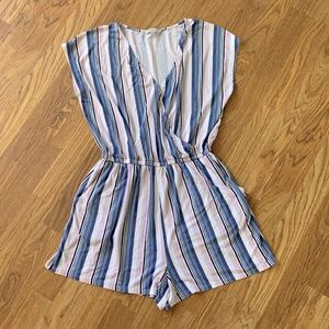 Charlotte Russe 😻 Vertical Blue & Pink Striped Romper With Pockets